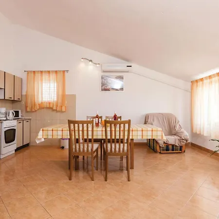 Ul Ftudmana Lejlighed